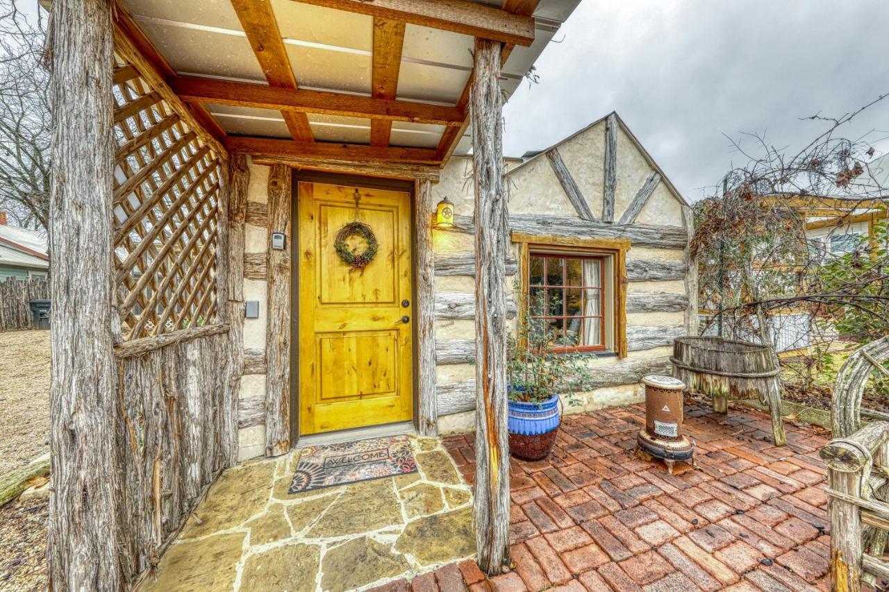 The Cabin @ Durst Haus Fredericksburg Exterior photo